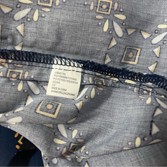 Modelo Beer Men’s Button Up Small Short Sleeve Shirt Graphic Print Casual NWT - Picture 7 of 7